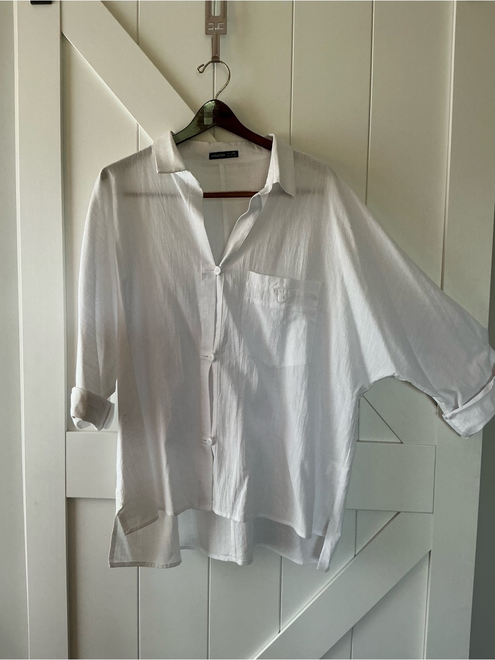 Relaxed White Women's Button-Down Shirt — Lightweight Oversized Style